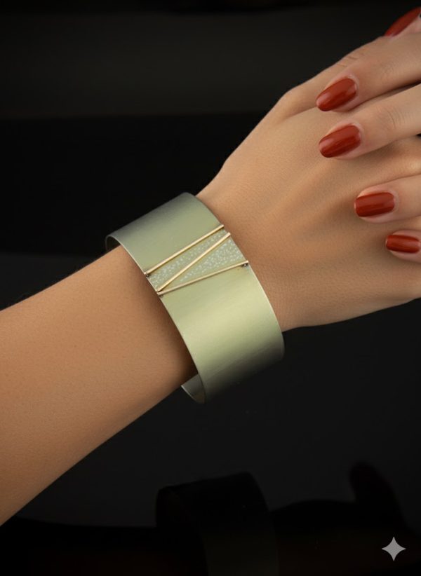 Spicy Rum Sour Gold Filled and Titanium Cuff - Image 2
